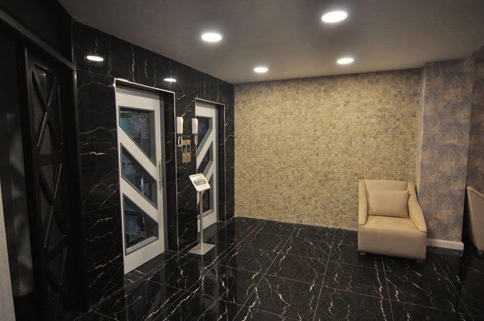 Manhattan 4*